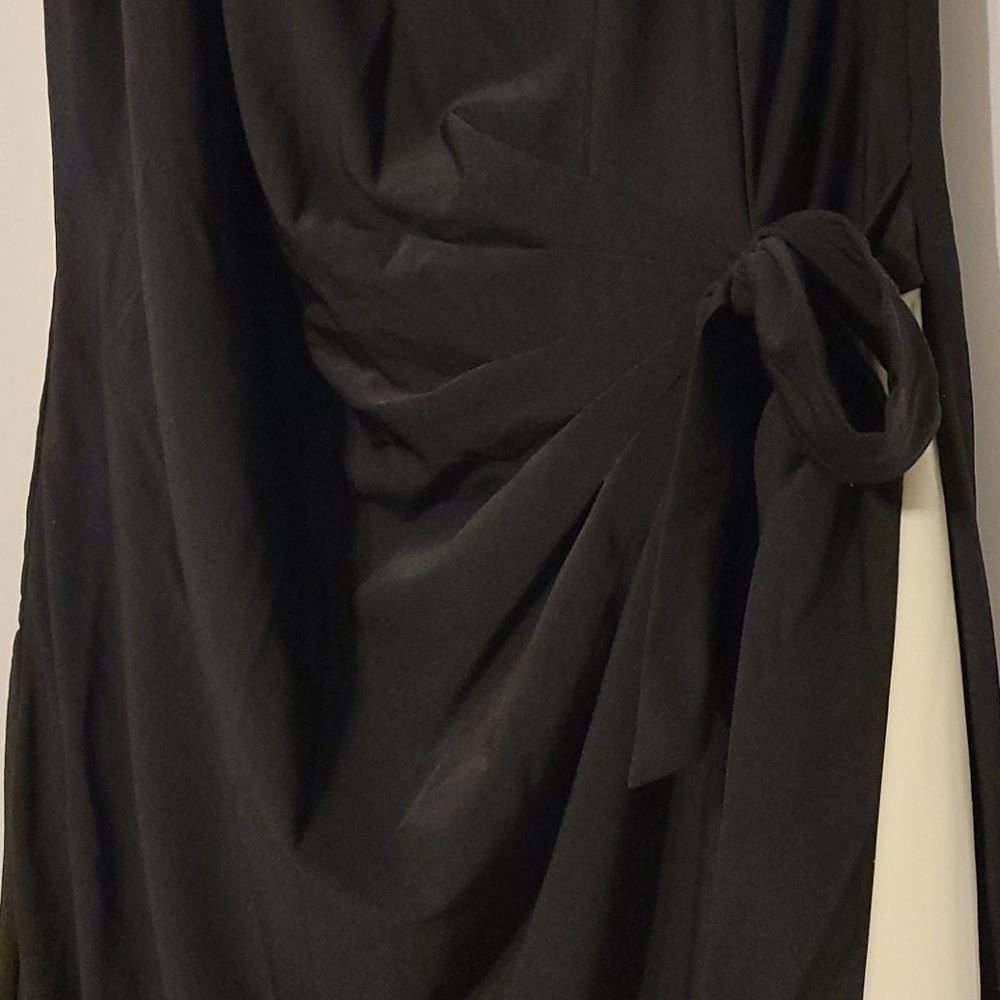 Carmen Marc Valvo Womem's Side Tie Color Block Midi Dress - Picture 6 of 11